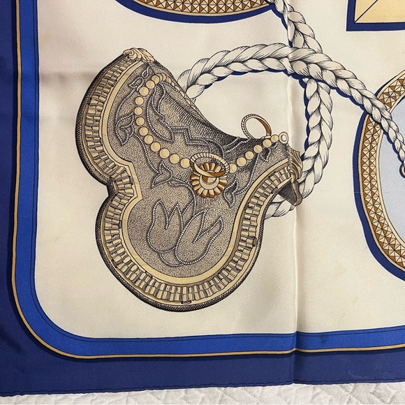 Hermes ‘ Grands Apparats Gorgeous blue, white, and gold square silk scarf 90 cm - Picture 12 of 15